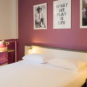 Nologo Hotell